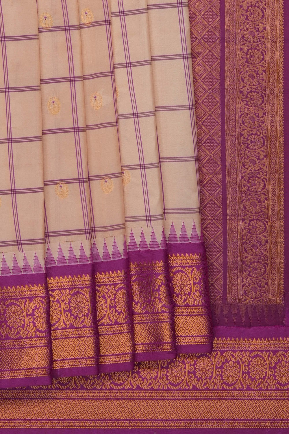 Image of Off-White Gadwal Silk Saree