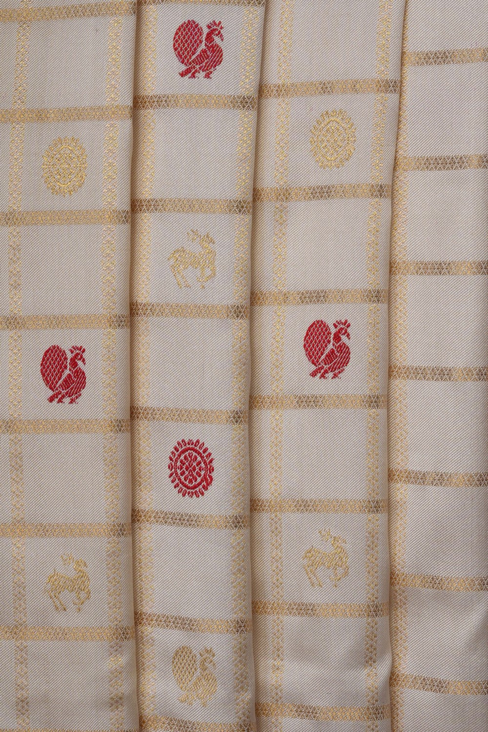 Image of Off-White Pochampally Twill Silk Saree
