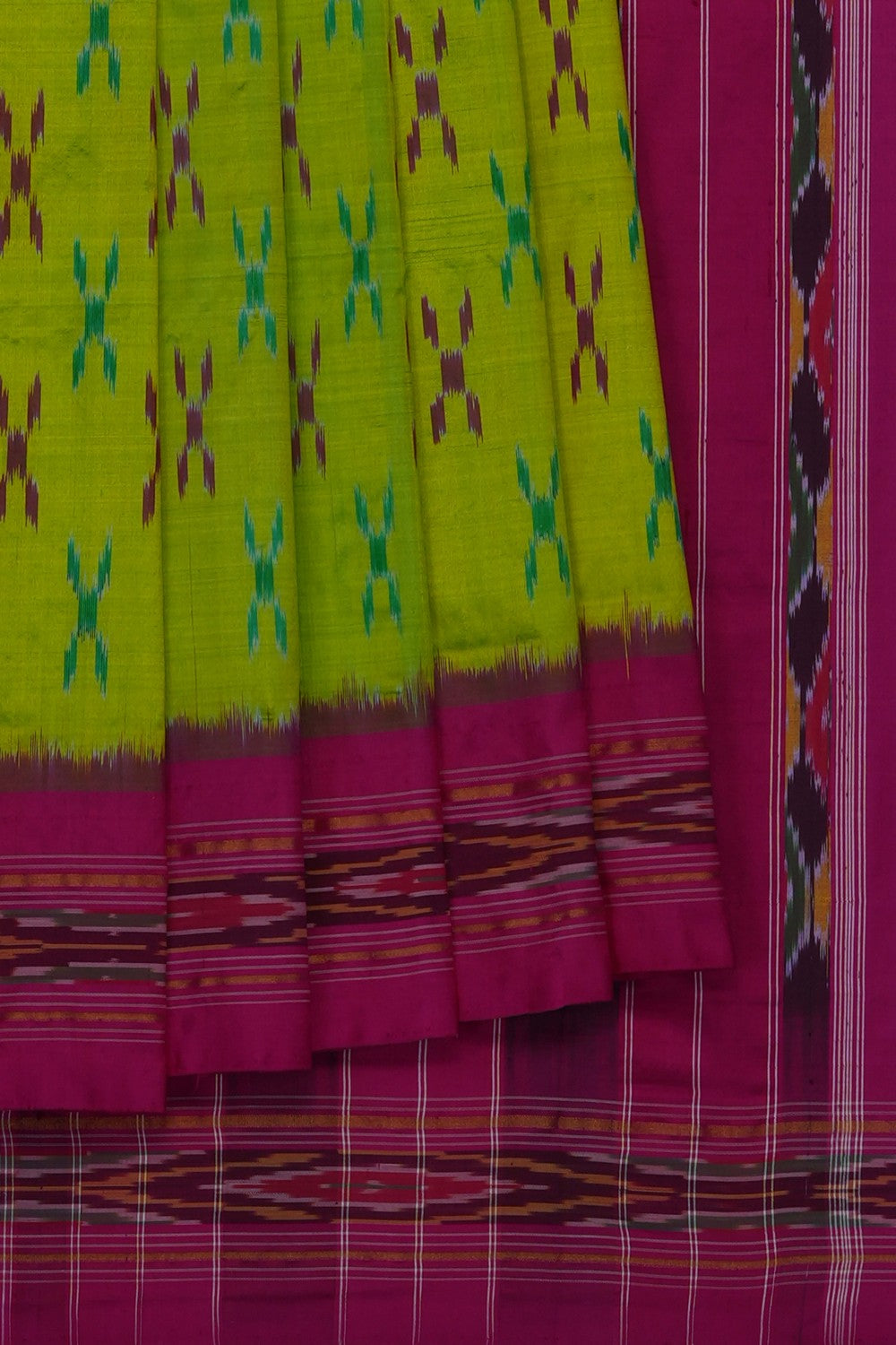 Image of Green Pochampally Ikat Silk Saree