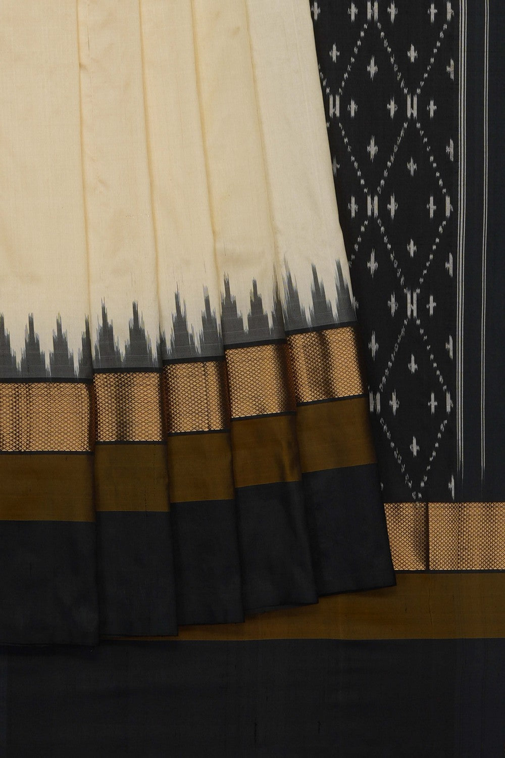 Image of Ivory Cream Pochampally Ikat Silk Saree