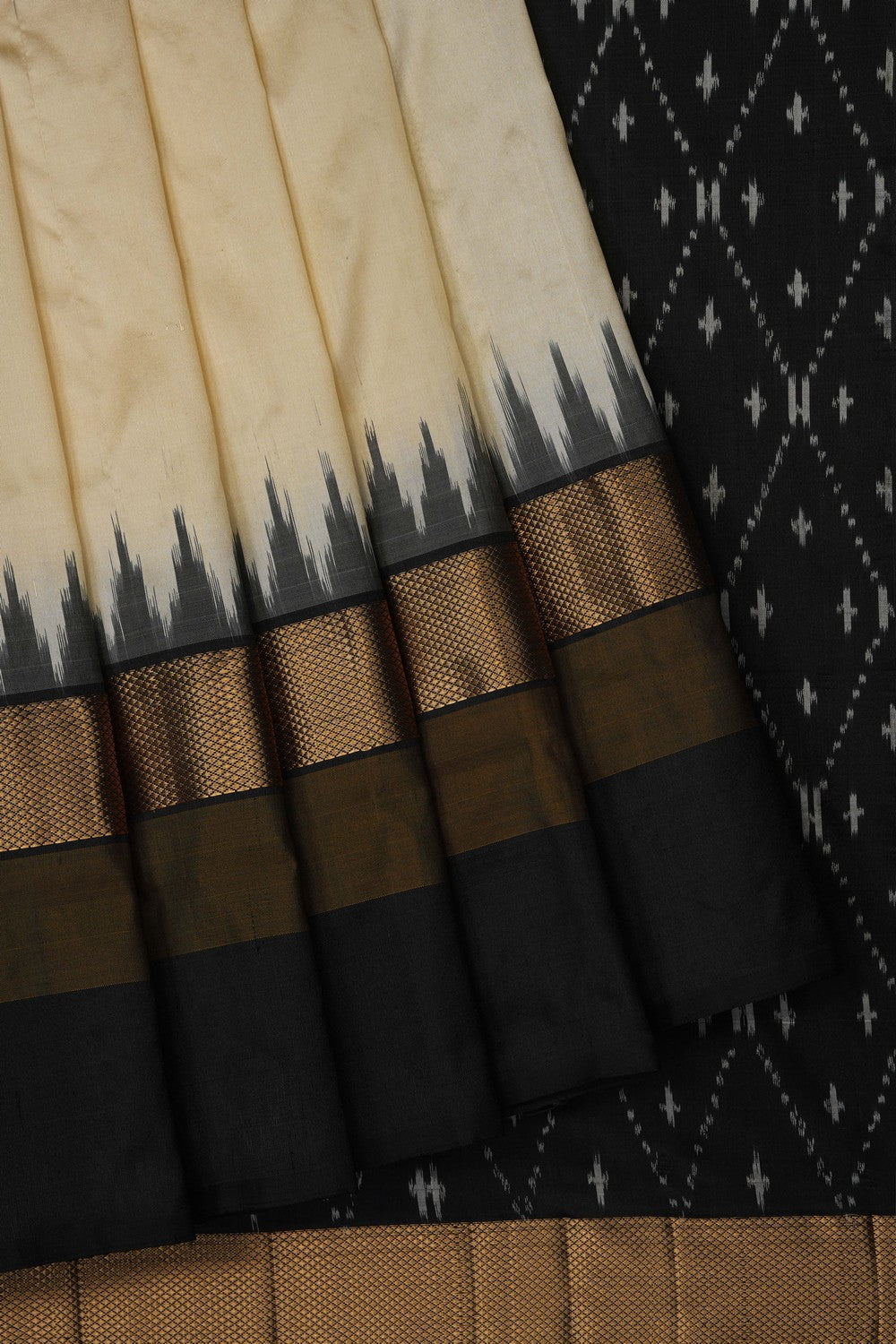 Image of Ivory Cream Pochampally Ikat Silk Saree