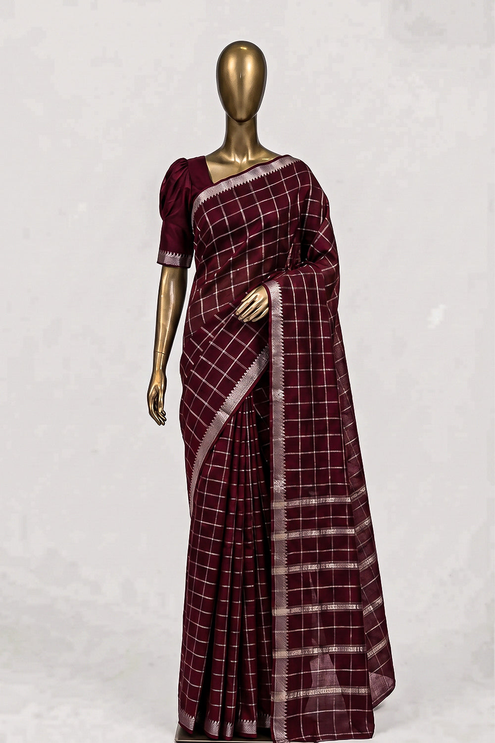 Image of Red Mangalgiri Saree