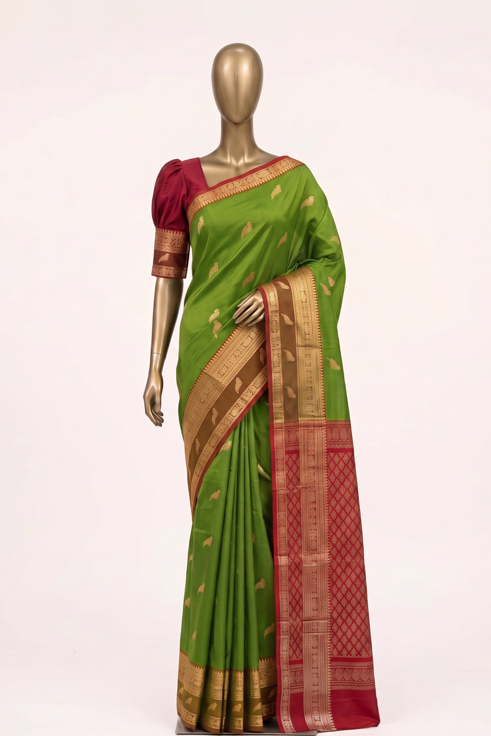 Image of Green Mangalgiri Saree