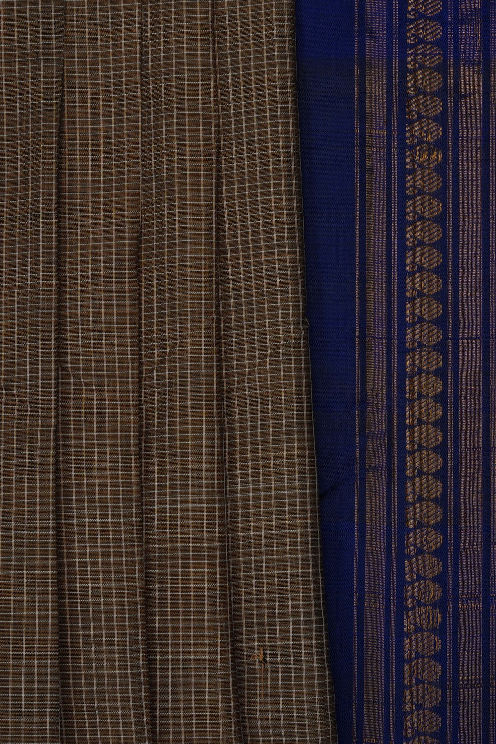 Image of Moss Green Gadwal Cotton Saree