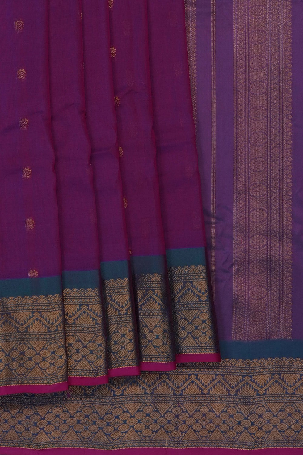 Image of Magenta Gadwal Silk Saree
