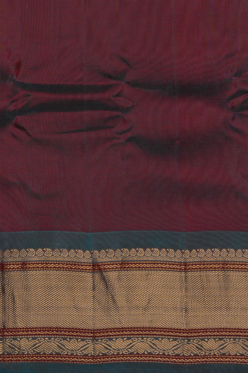 Image of Rust-Orange Gadwal Saree