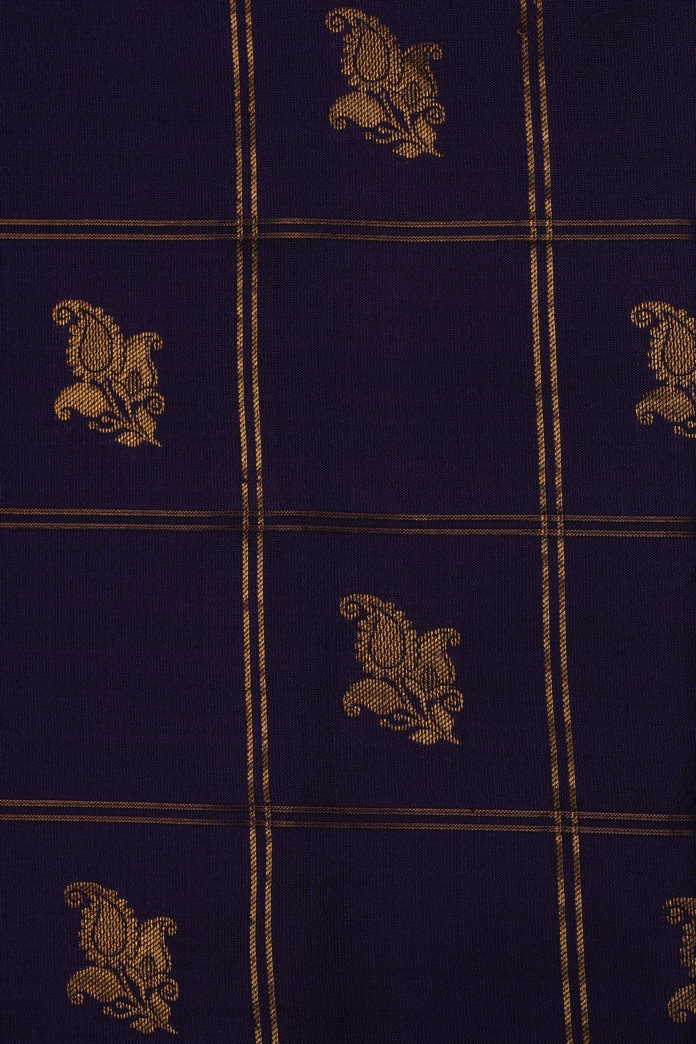 Image of Purple Gadwal Silk Kattam Saree