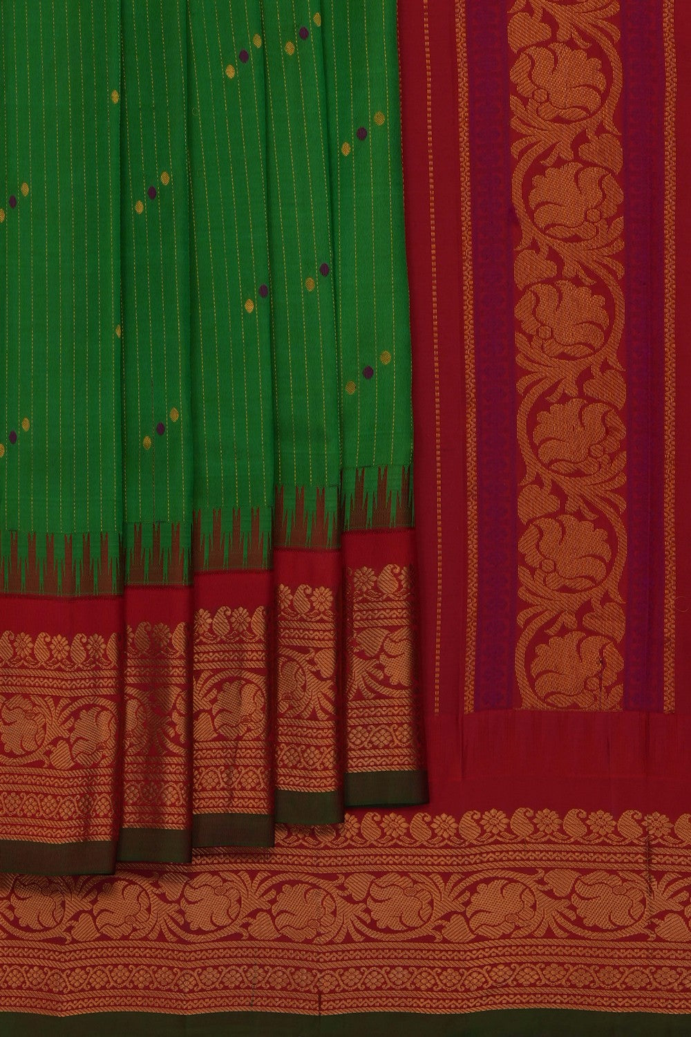 Image of Green Gadwal Silk Saree