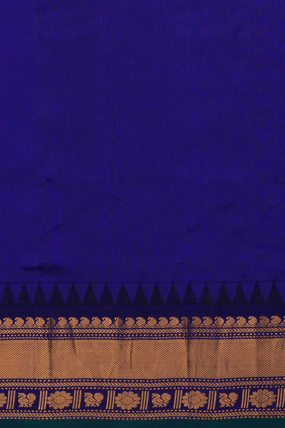Image of Fushsia-Pink Gadwal Silk Saree