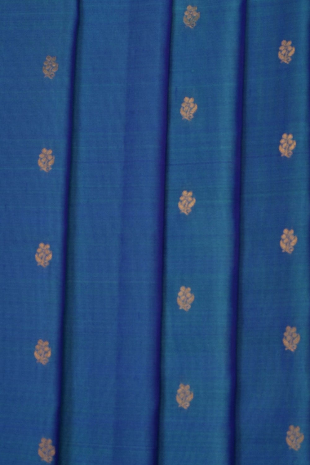Image of Blue Gadwal Silk Saree