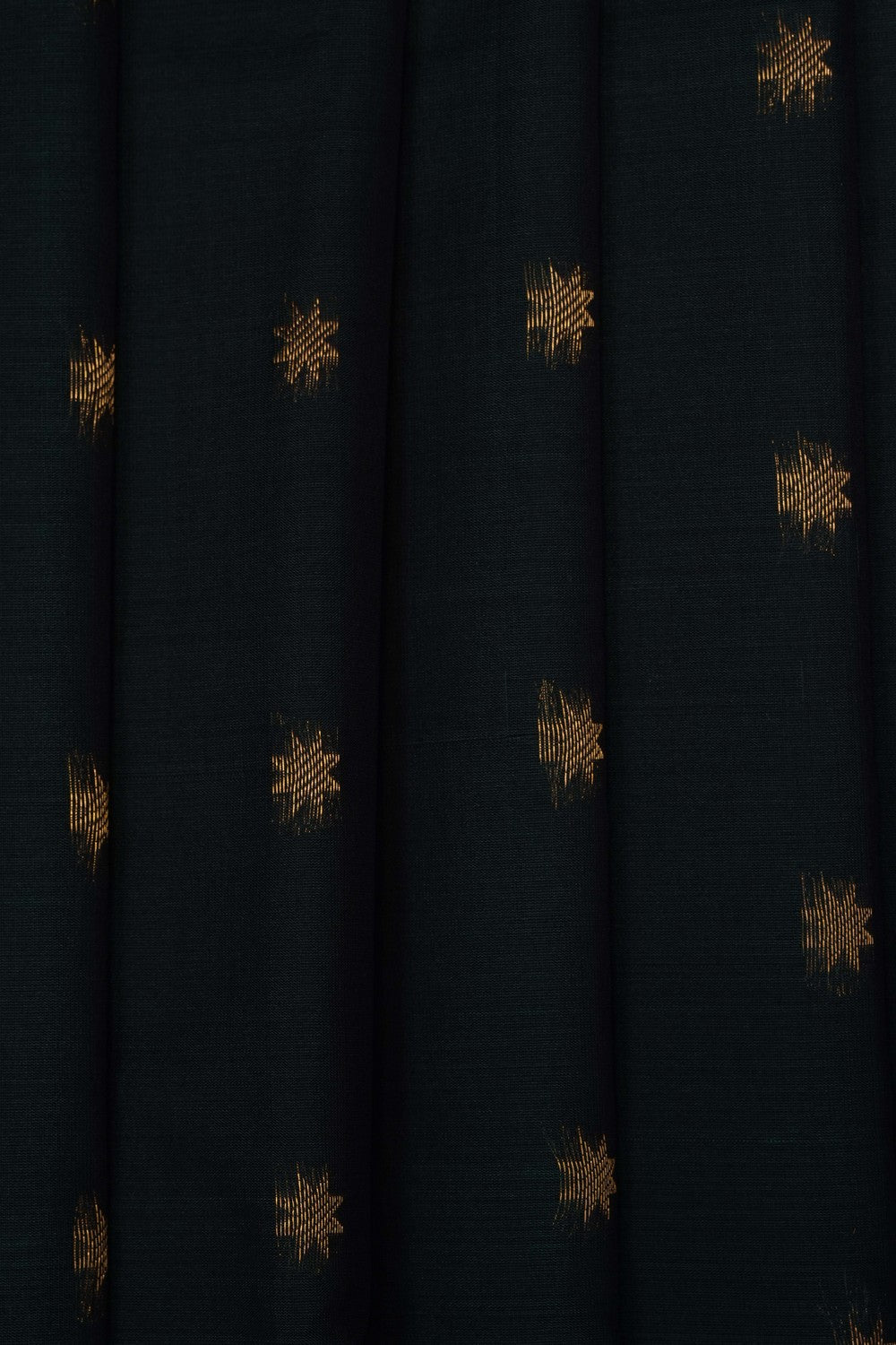 Image of Bottle Green Gadwal Saree
