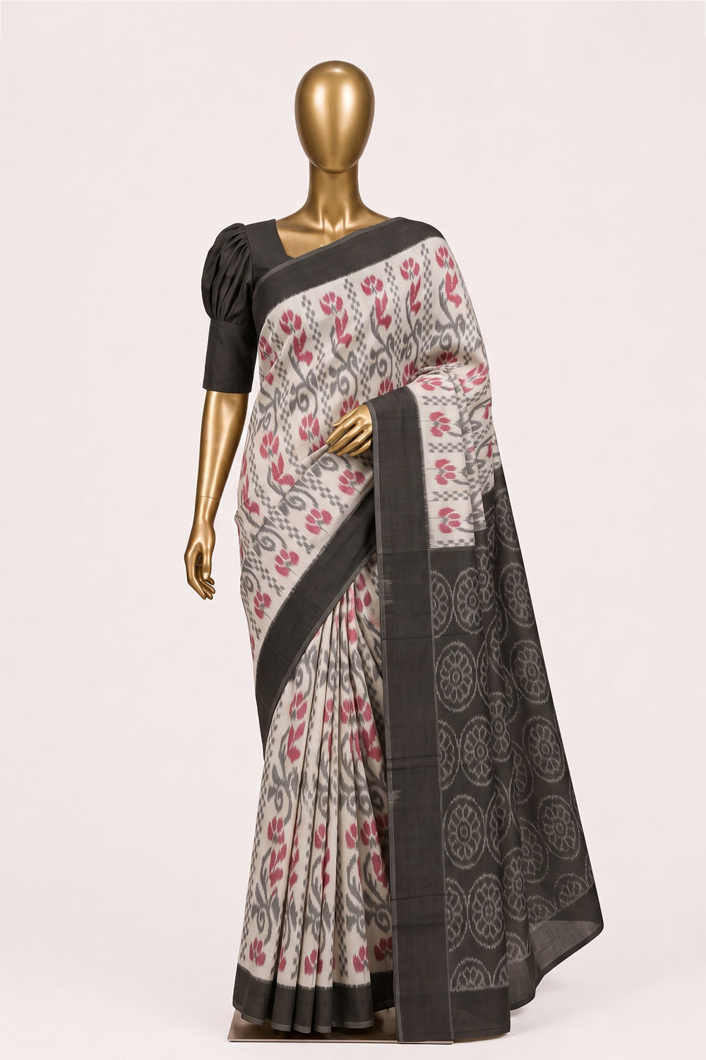 Image of Off-White Pochampally Ikat Cotton Saree