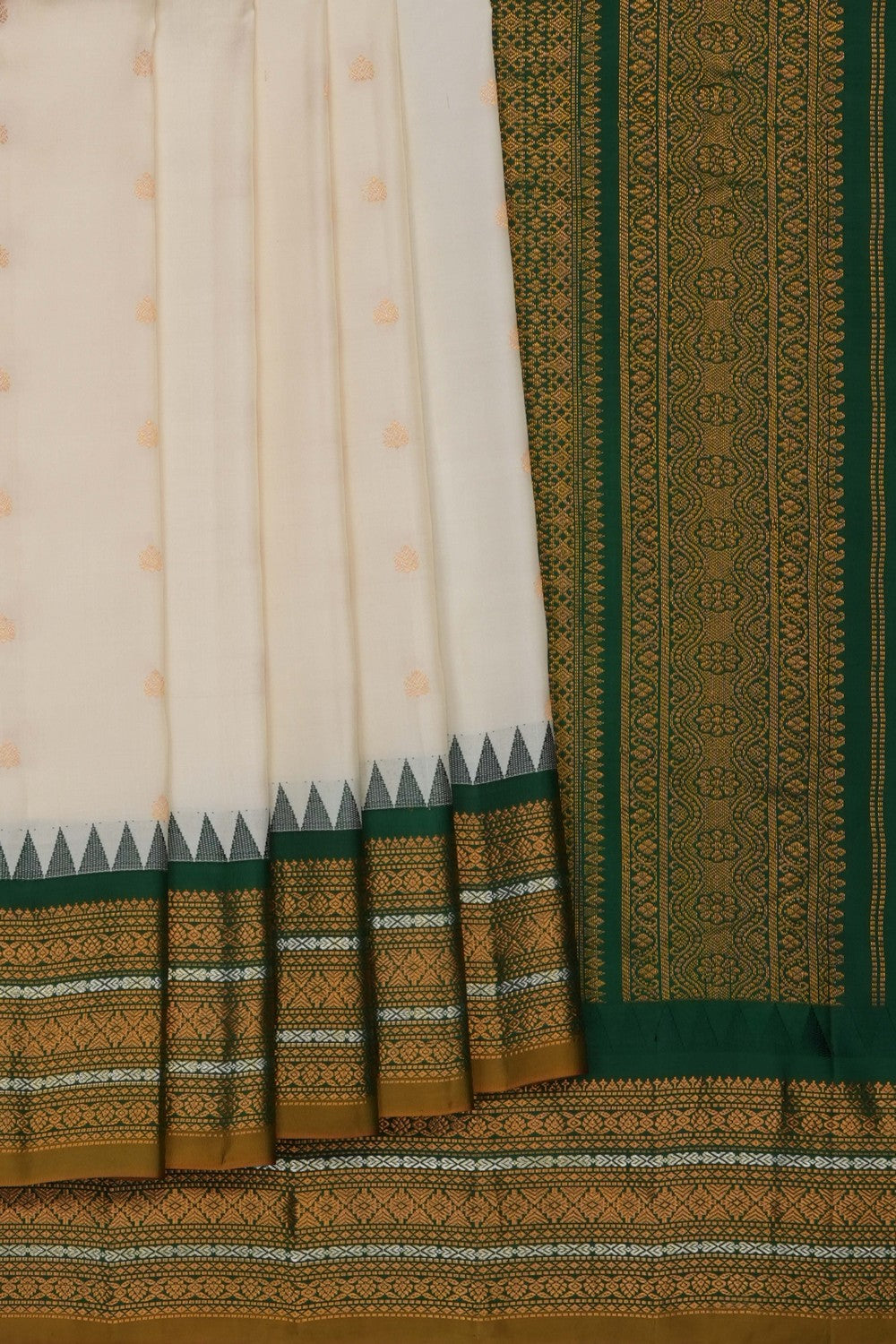 Image of Off-White Gadwal Kattam Saree