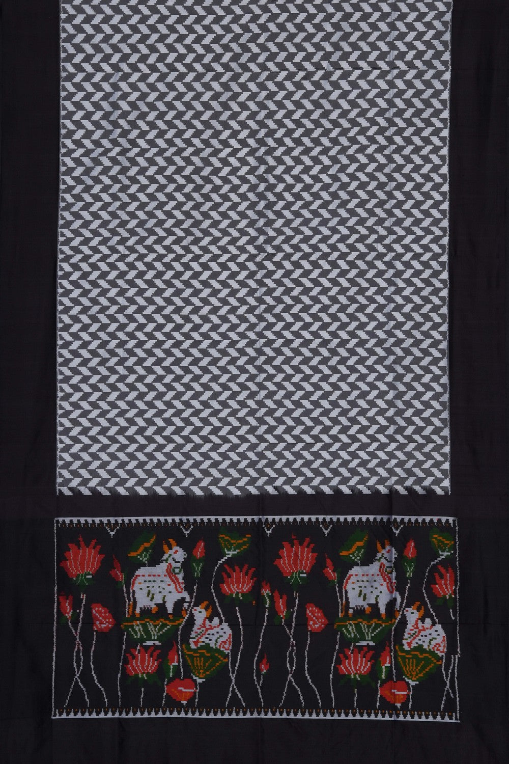 Image of White Pochampally Ikat Silk Saree