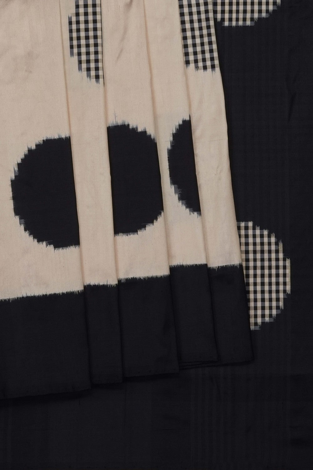 Image of Beige Pochampally Ikat Silk Saree