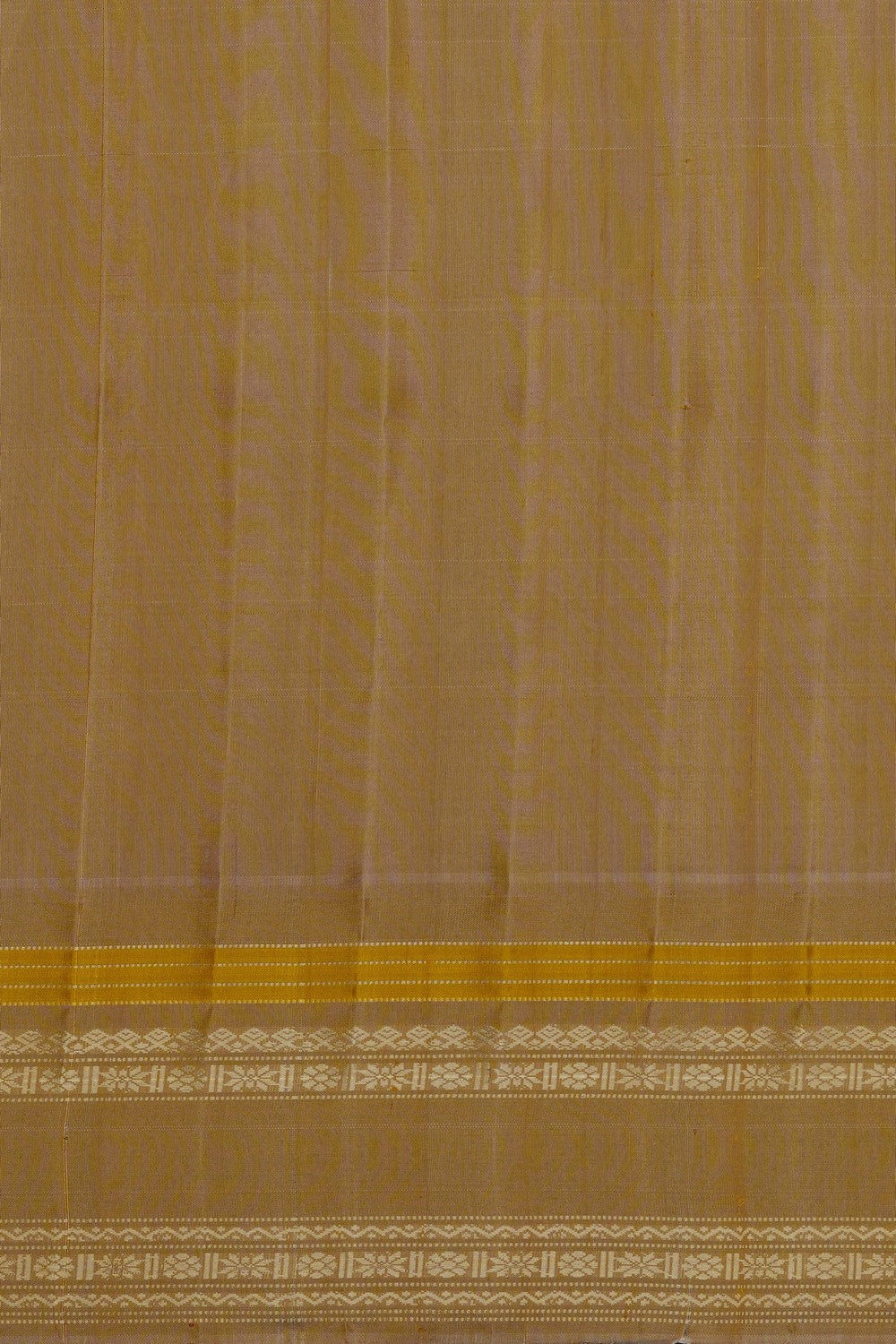 Image of Off-White Gadwal Silk Saree