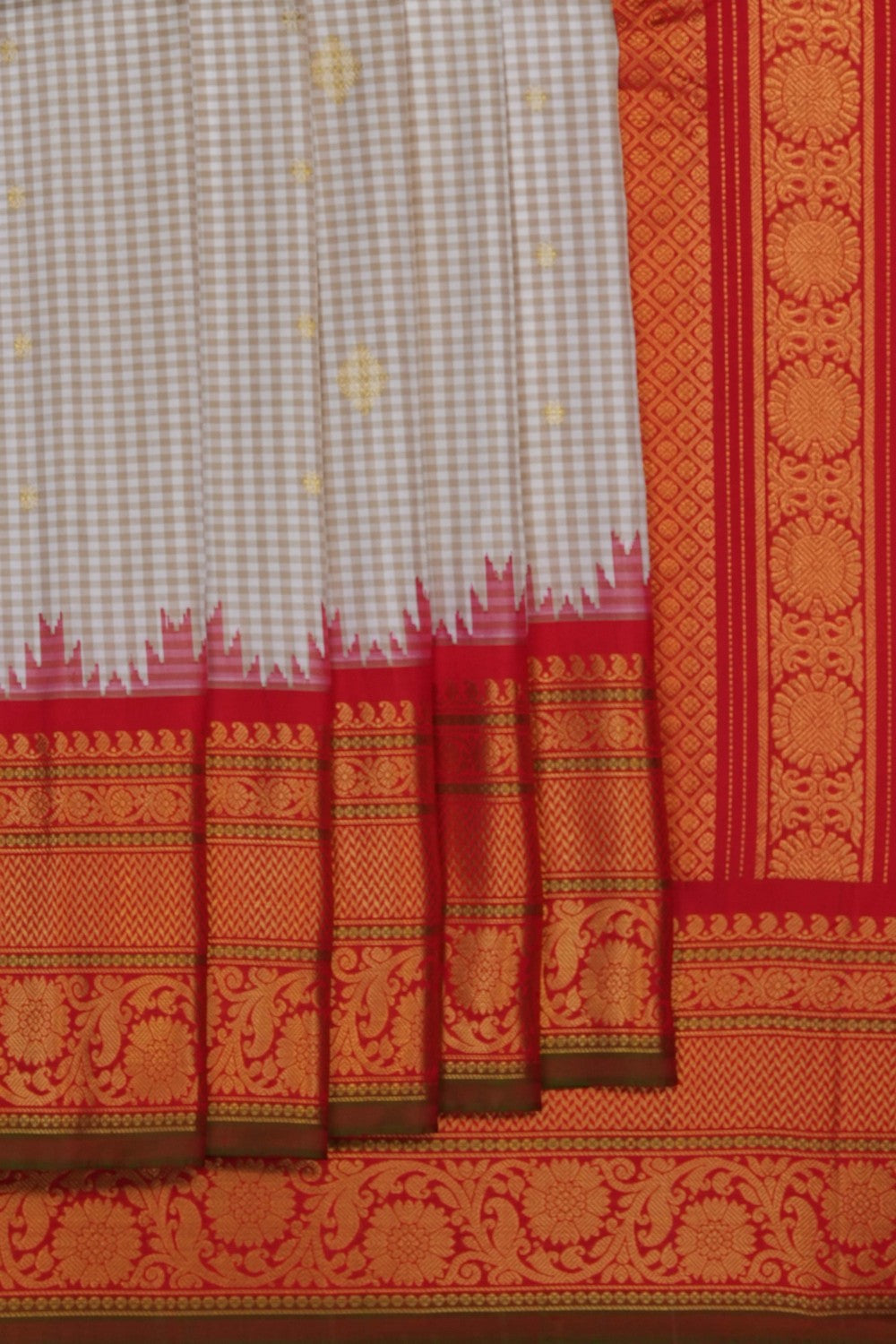 Image of White Gadwal Silk Kattam Saree