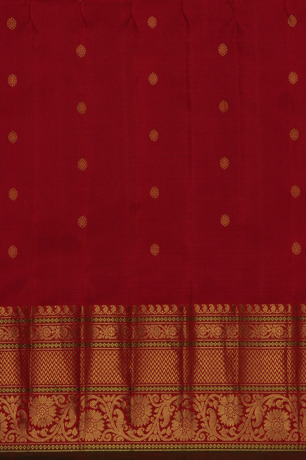 Image of White Gadwal Silk Kattam Saree