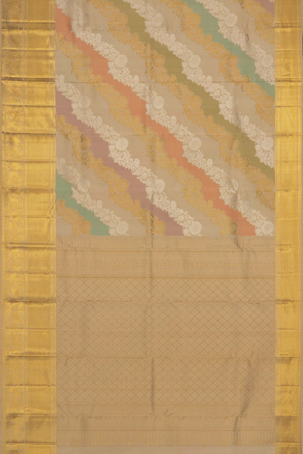 Image of Off-White Vintage Kanchipattu Brocade Saree