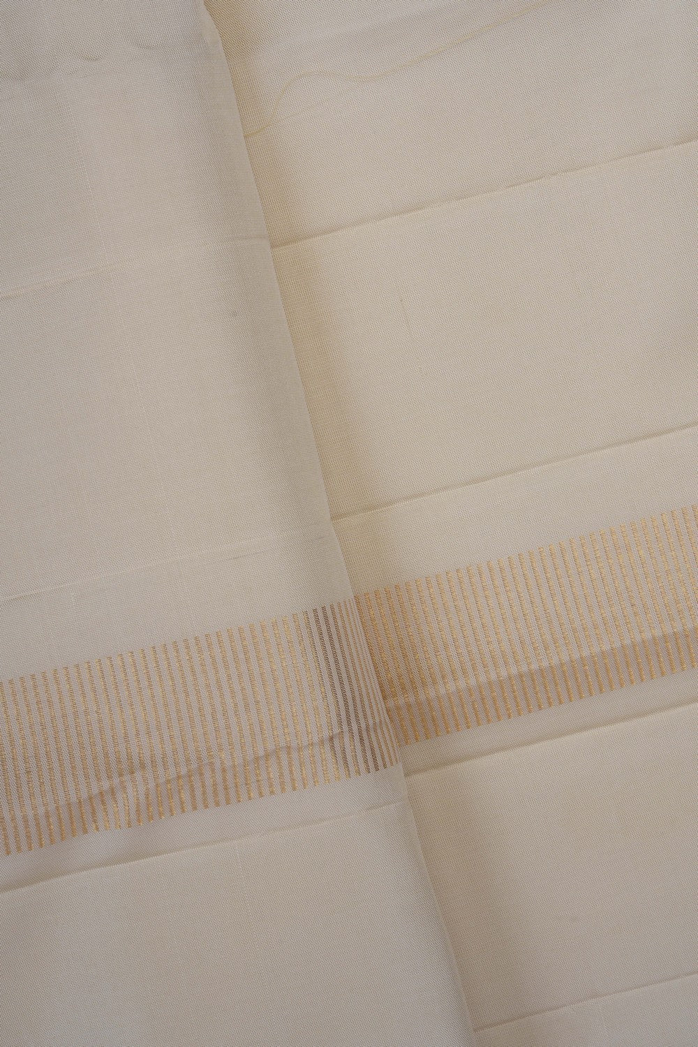 Image of Kanchi Silk Dhoti With Kanduva (8 X 4) 2 PCS Set