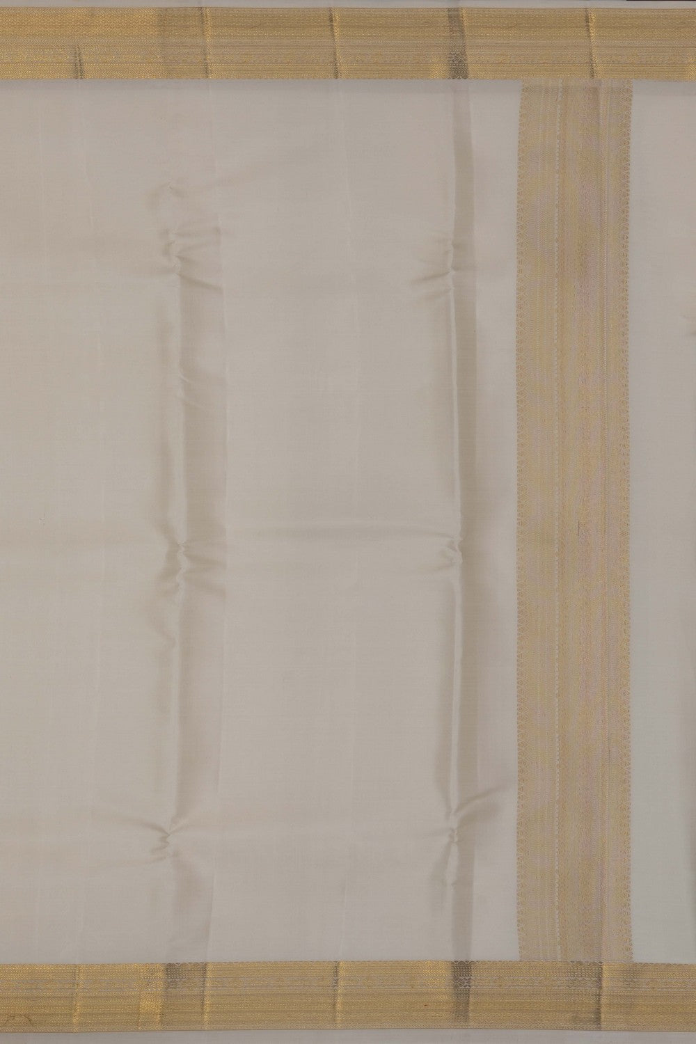 Image of Kanchi Silk Dhoti With Kanduva (8 X 4) 2 PCS Set