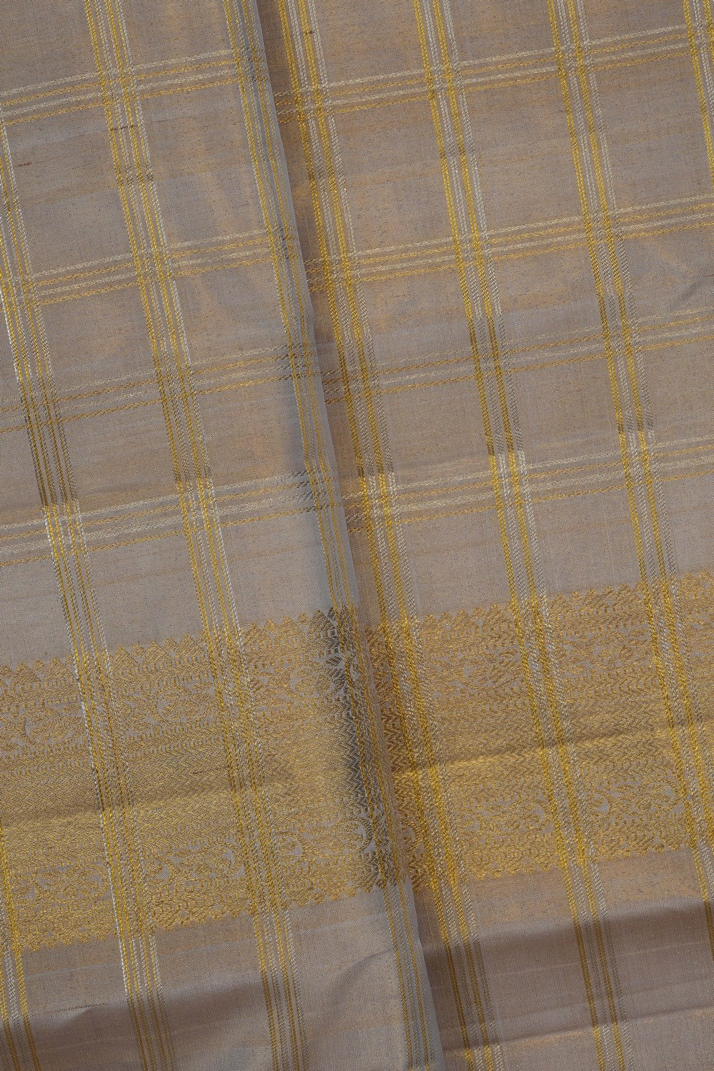 Image of Kanchi Silk Dhoti With Kanduva (8 X 4) 2 PCS Set