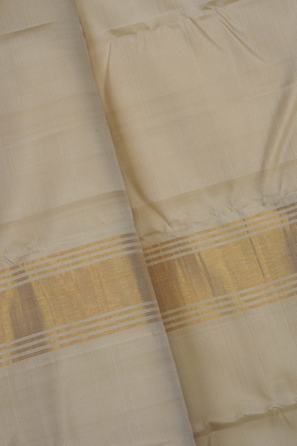 Image of Kanchi Silk Dhoti With Kanduva (8 X 4) 2 PCS Set