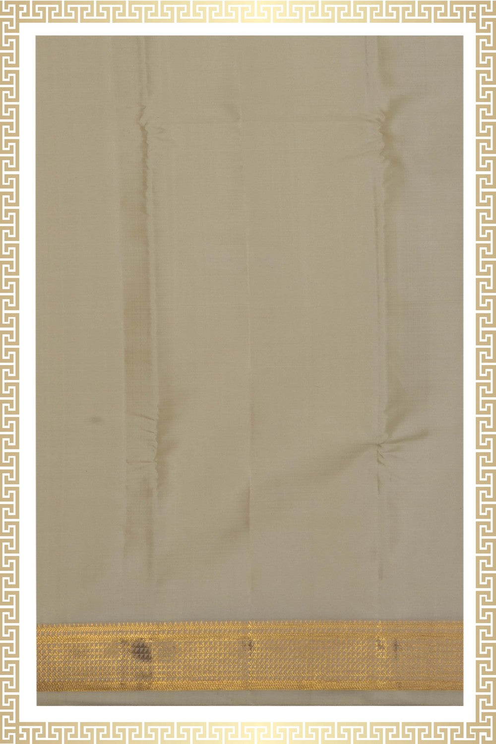 Image of Kanchi Silk Dhoti With Kanduva (8 X 4) 2 PCS Set