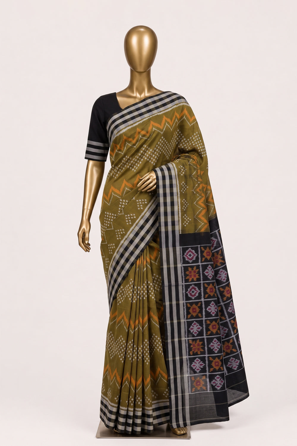 Image of Green Pochampally Ikat Cotton Saree