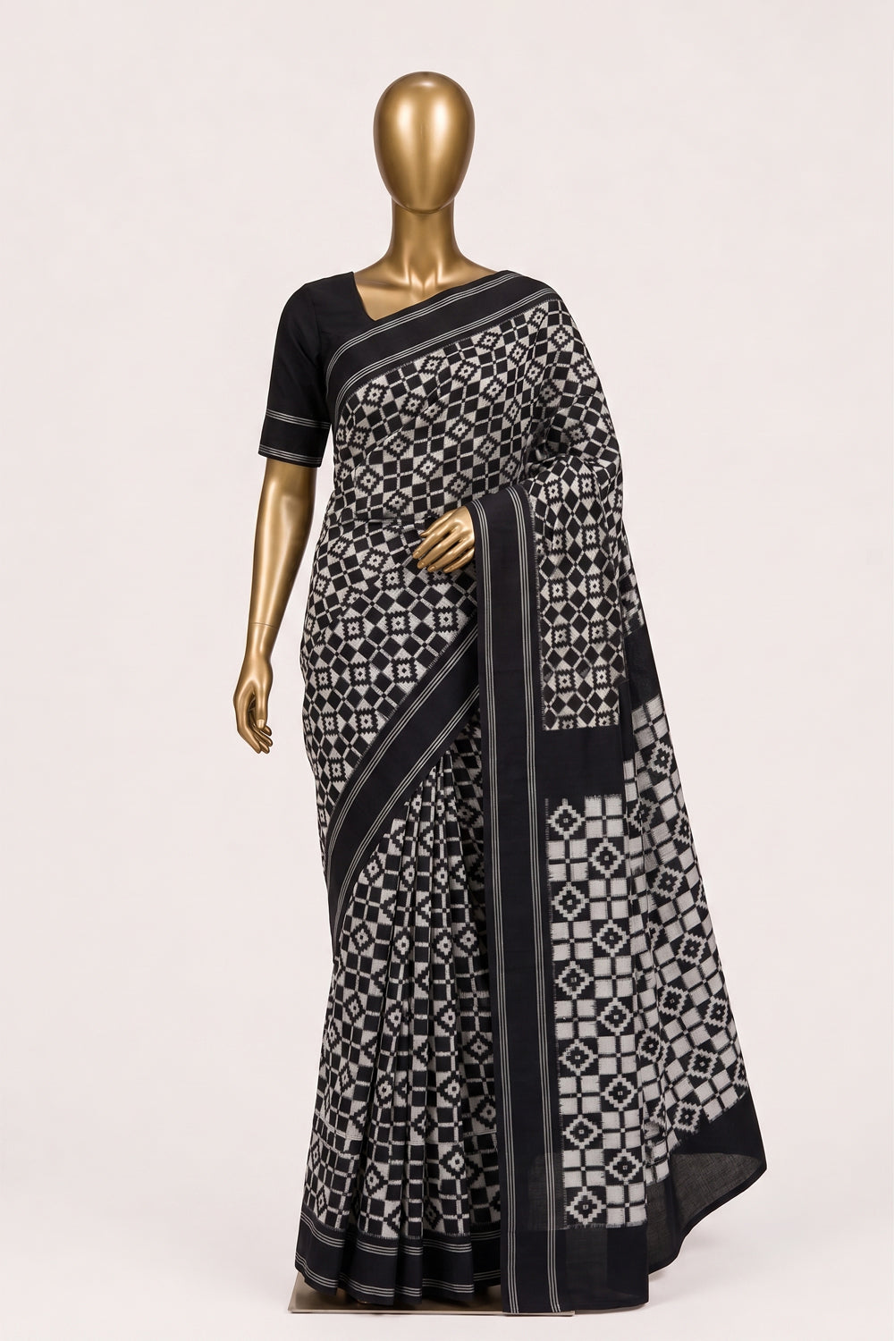 Image of Black Pochampally Ikat Cotton Saree