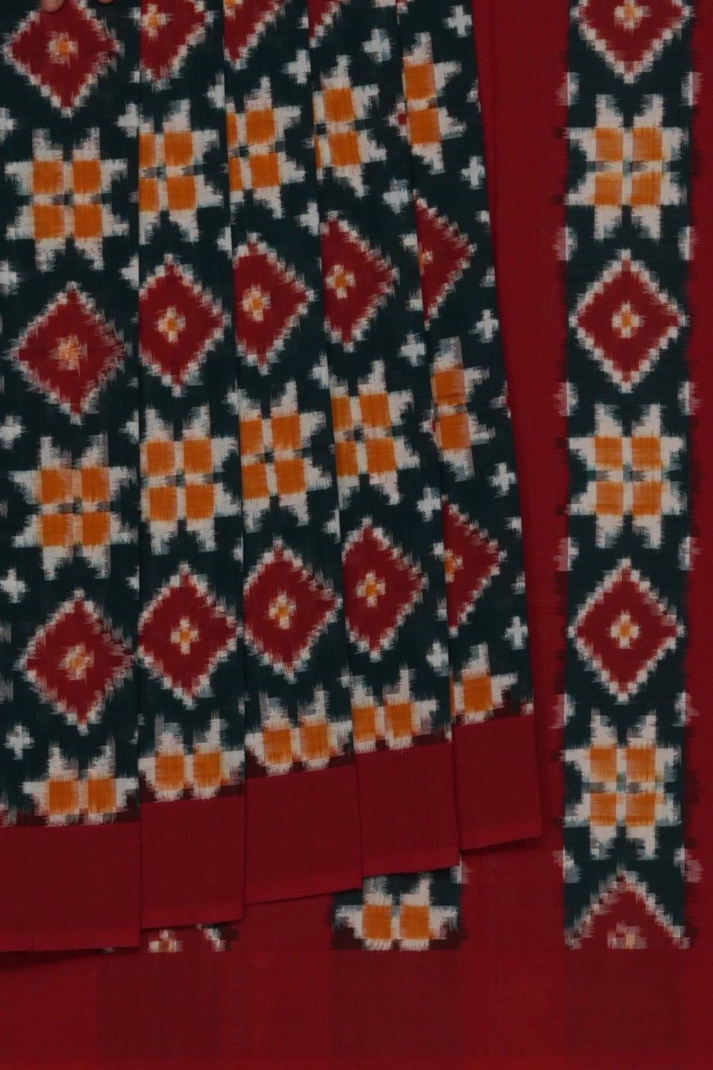 Image of Green Pochampally Ikat Cotton Saree