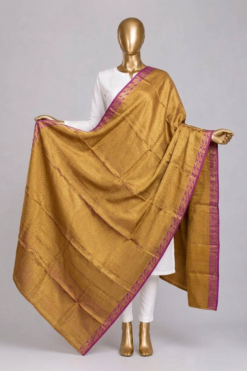 Image of Gold Kanchipattu Dupatta