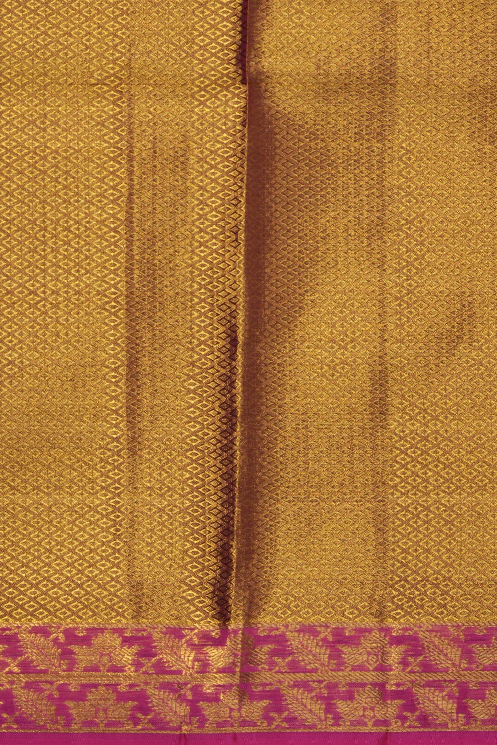 Image of Gold Kanchipattu Dupatta