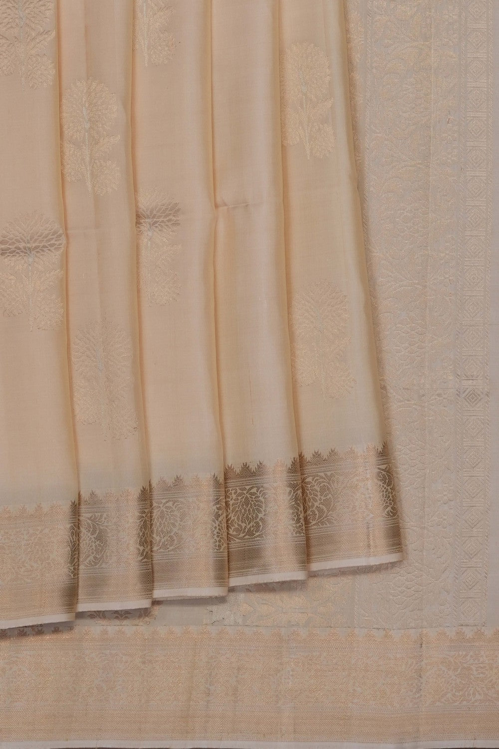 Image of Off-White Pure Silk Saree