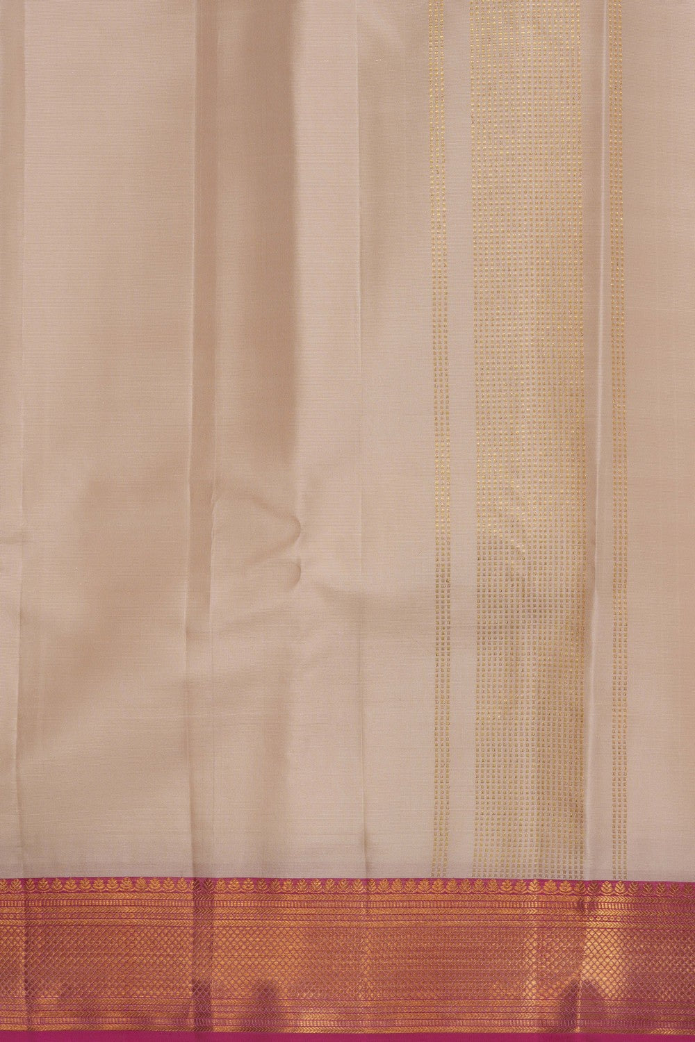 Image of Kanchi Silk Dhoti With Kanduva (8 X 4) 3 PCS Set