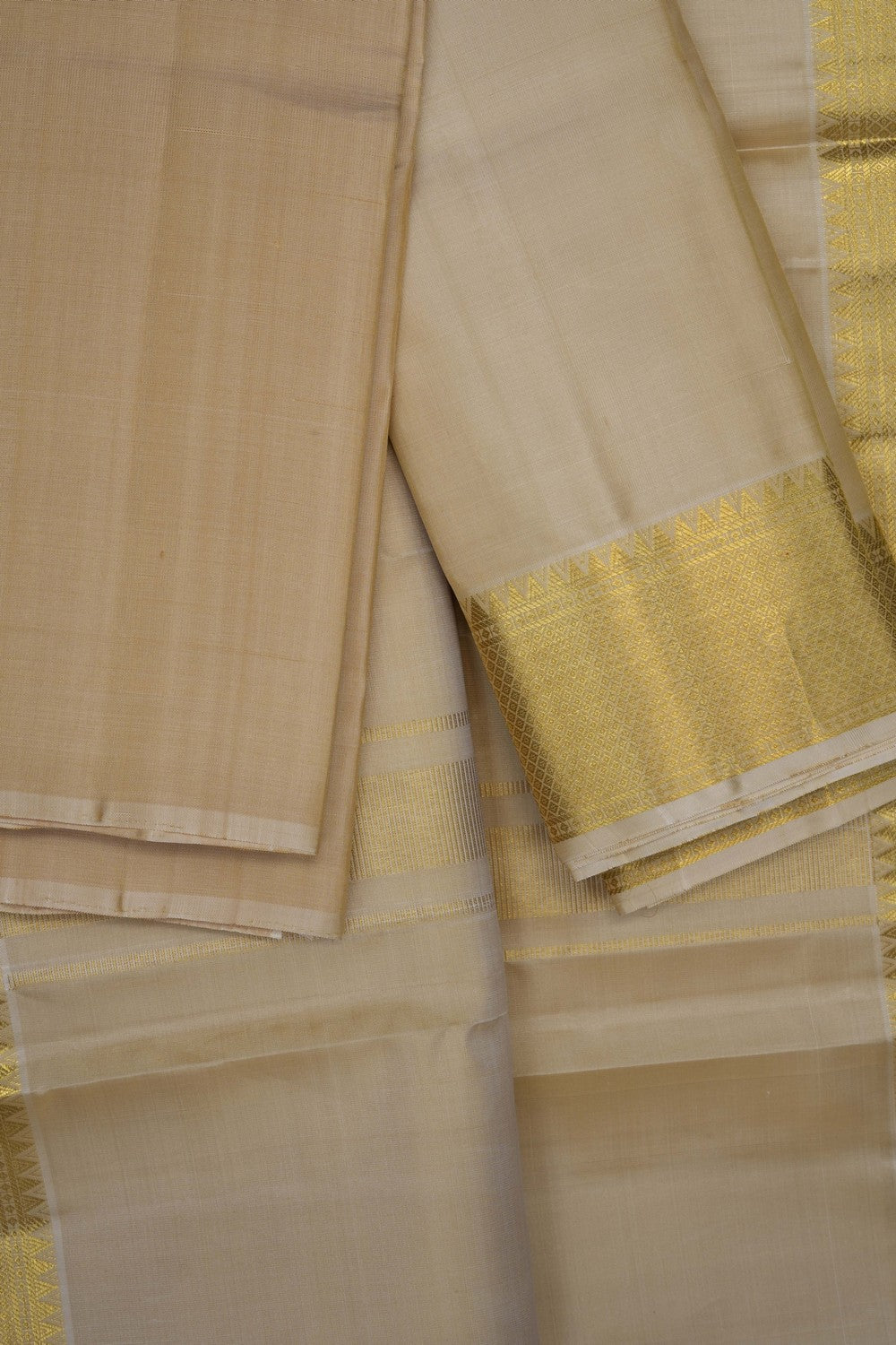 Image of Arani Silk Dhoti With Kanduva (8 X 4) 3 PCS Set