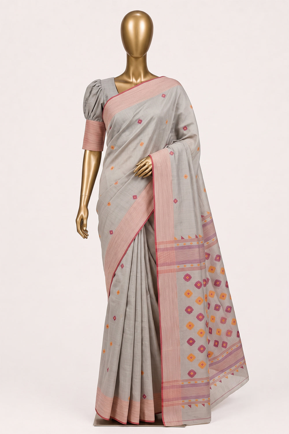 Image of Off-White Dhakai Cotton Saree