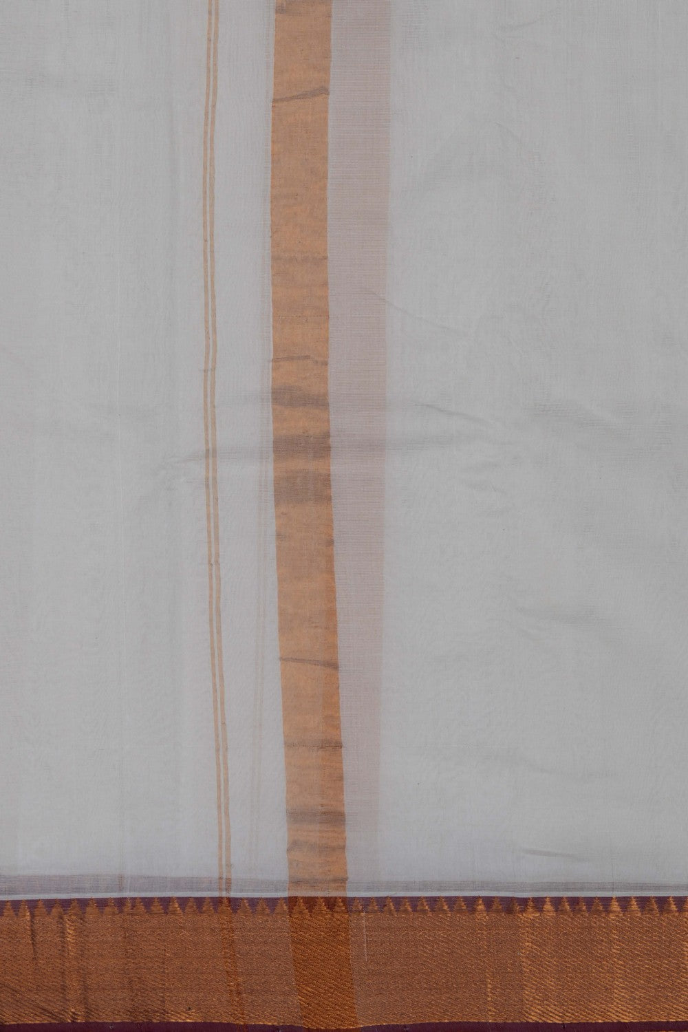 Image of Mangalgiri Silk White Dhoti With Kanduva (8 X 4)