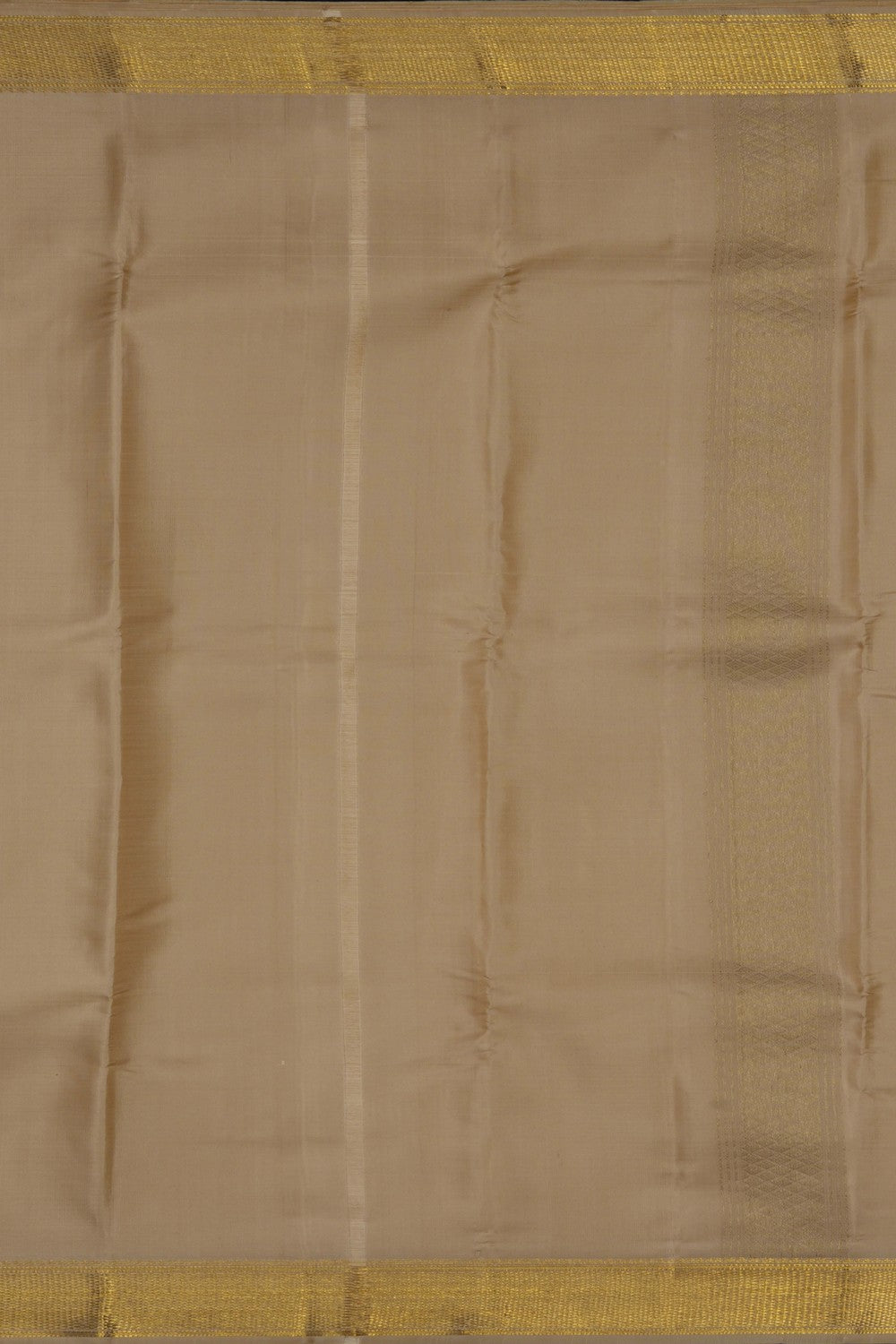 Image of Kanchi Silk Dhoti With Kanduva (8 X 4) 3 PCS Set