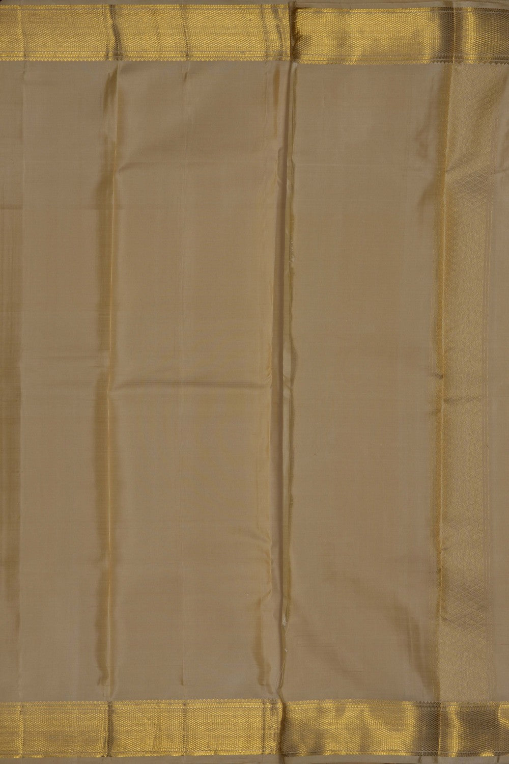 Image of Kanchi Silk Dhoti With Kanduva (8 X 4) 3 PCS Set