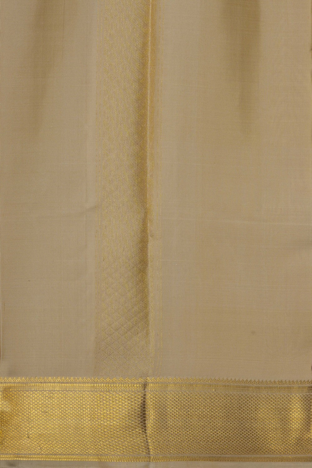 Image of Kanchi Silk Dhoti With Kanduva (8 X 4) 3 PCS Set