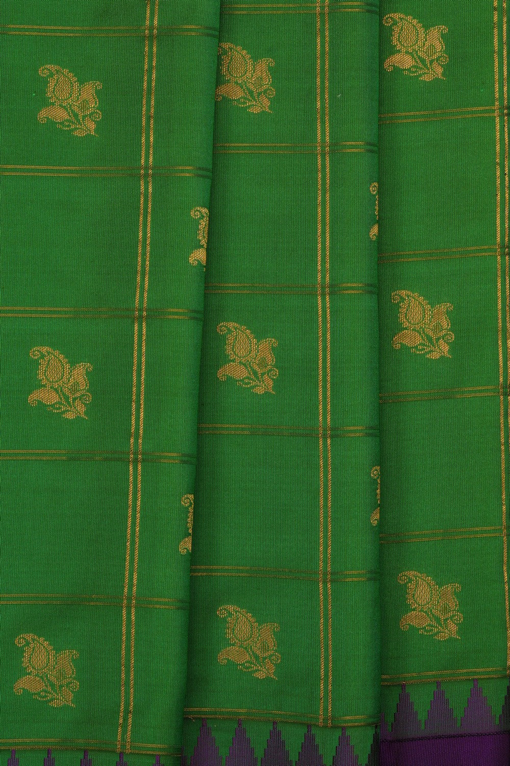Image of Green Gadwal Silk Kattam Saree