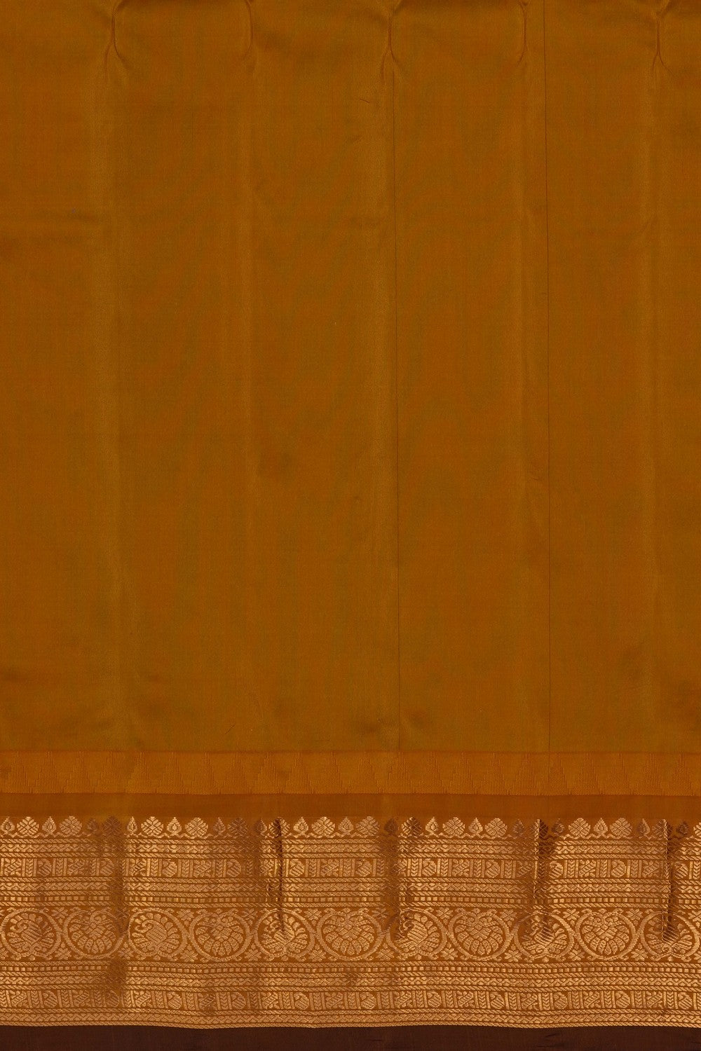Image of Magenta Gadwal Silk Kattam Saree