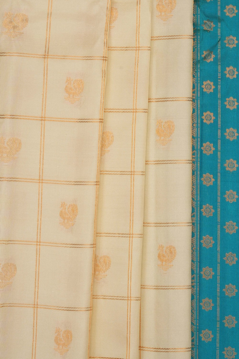 Image of Ivory Off-white Gadwal Silk Kattam Saree