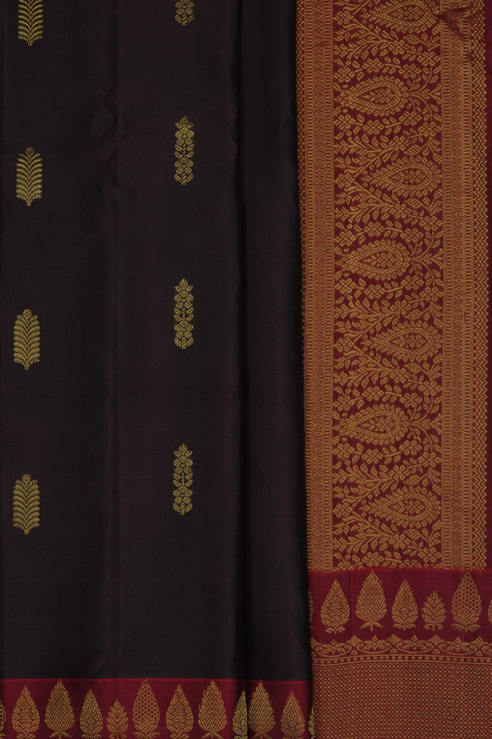 Image of Gadwal Silk Brown Saree