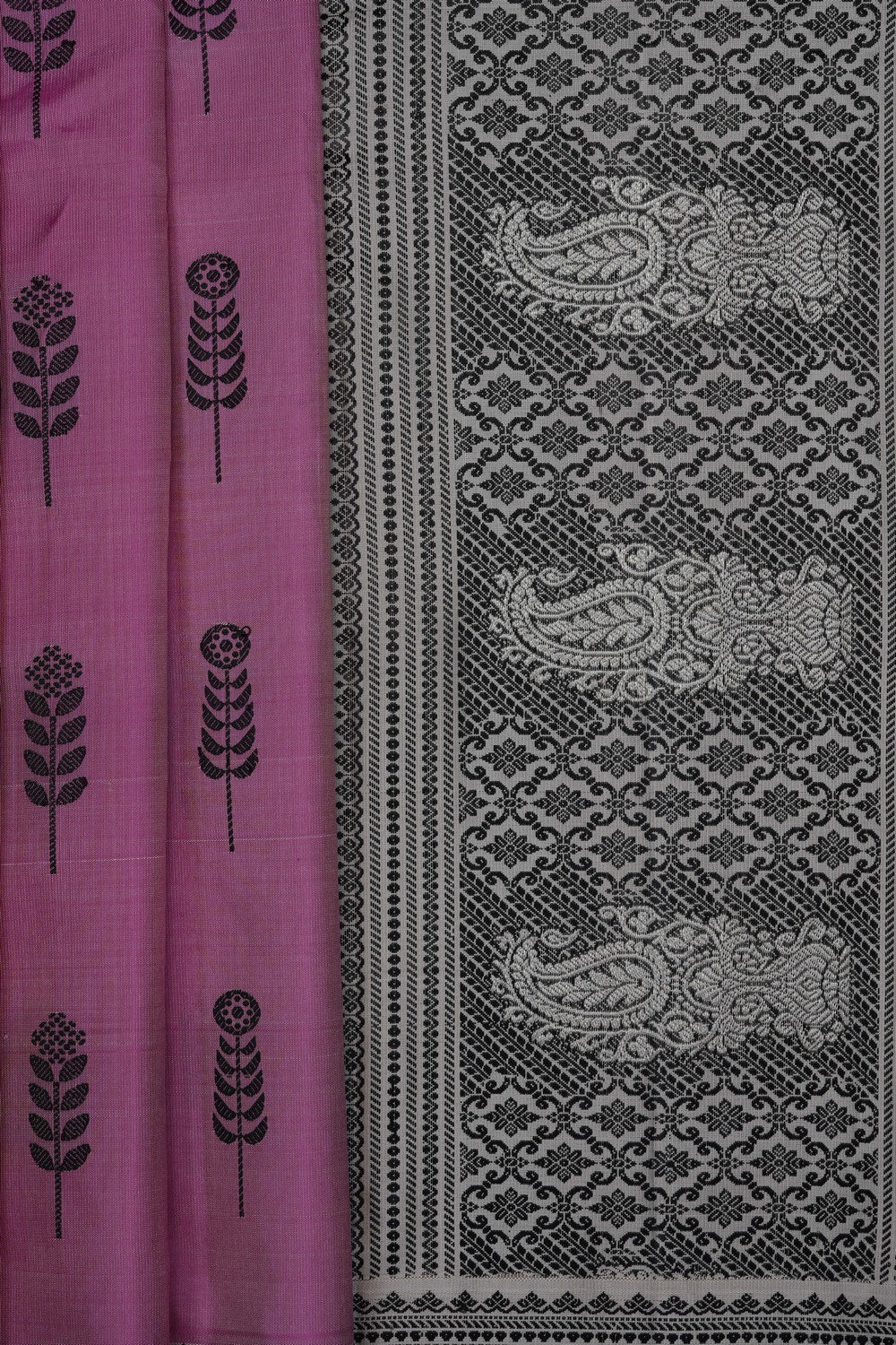 Image of A Pink Gadwal Silk Saree