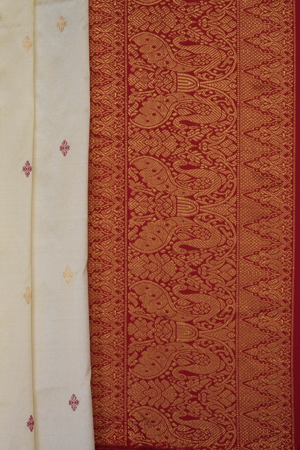 Image of Ivory Off-White Narayanpet Silk Saree