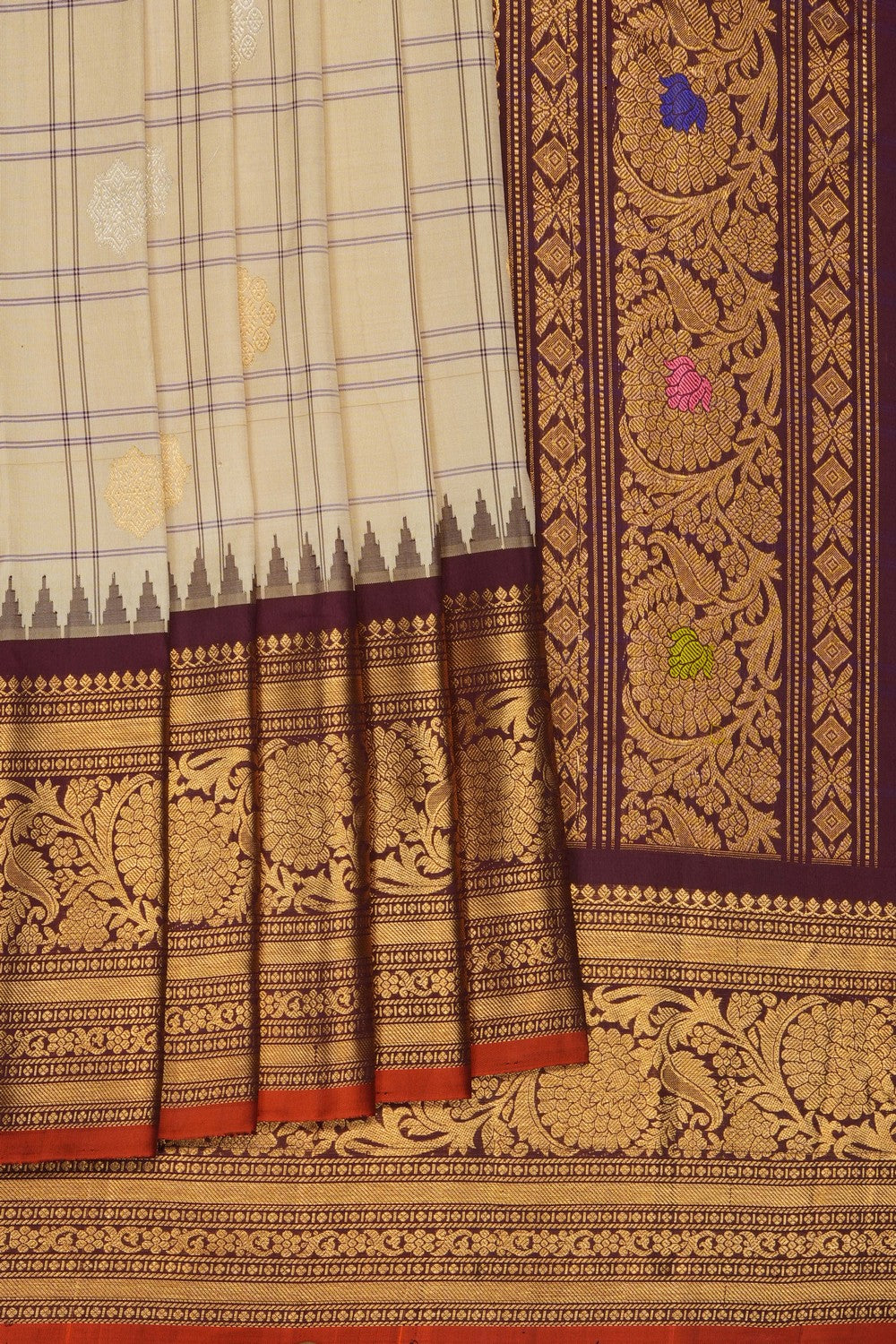 Image of Cream Gadwal Silk Kattam Saree
