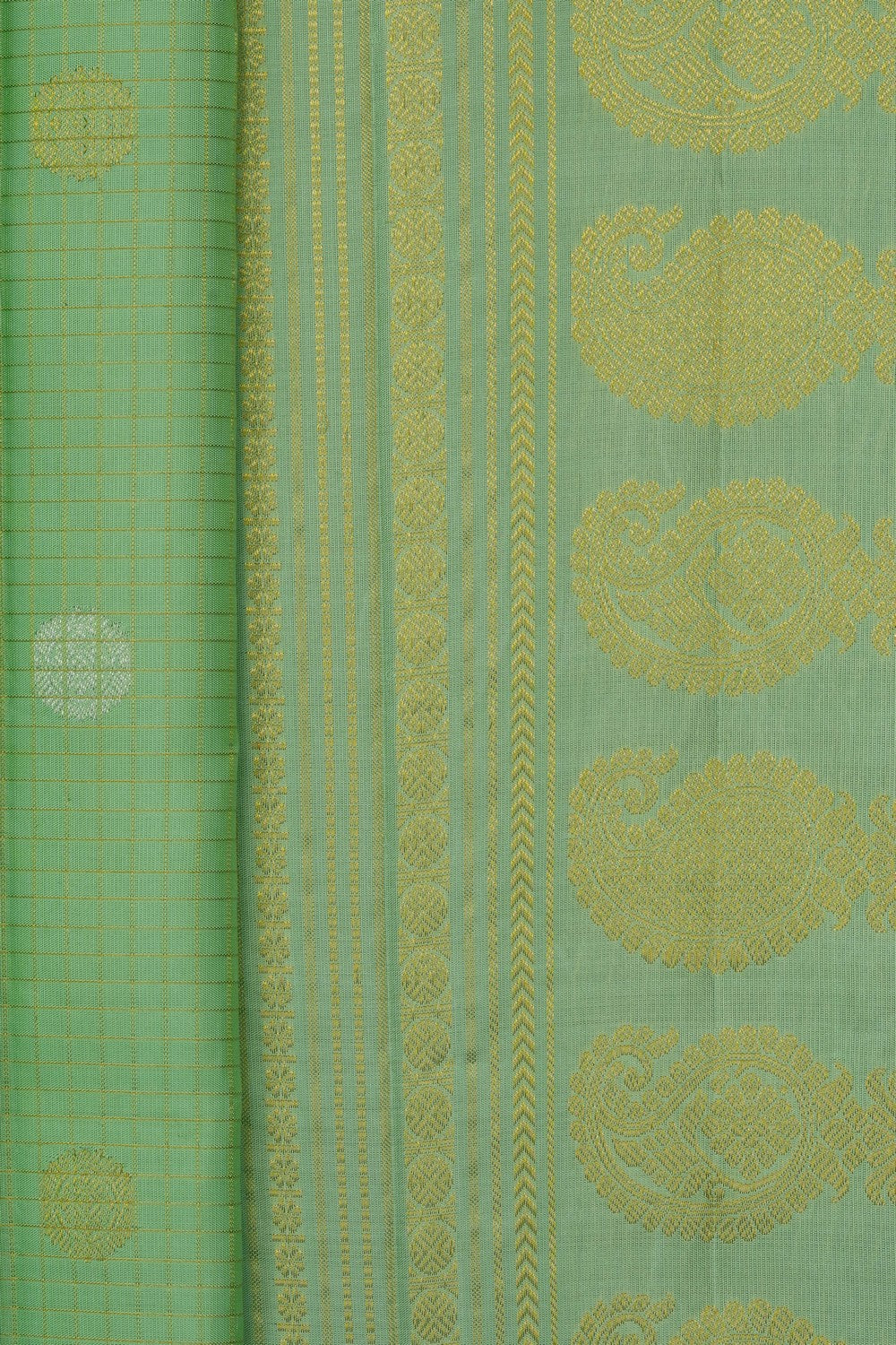 Image of Green Gadwal Silk Kattam Saree