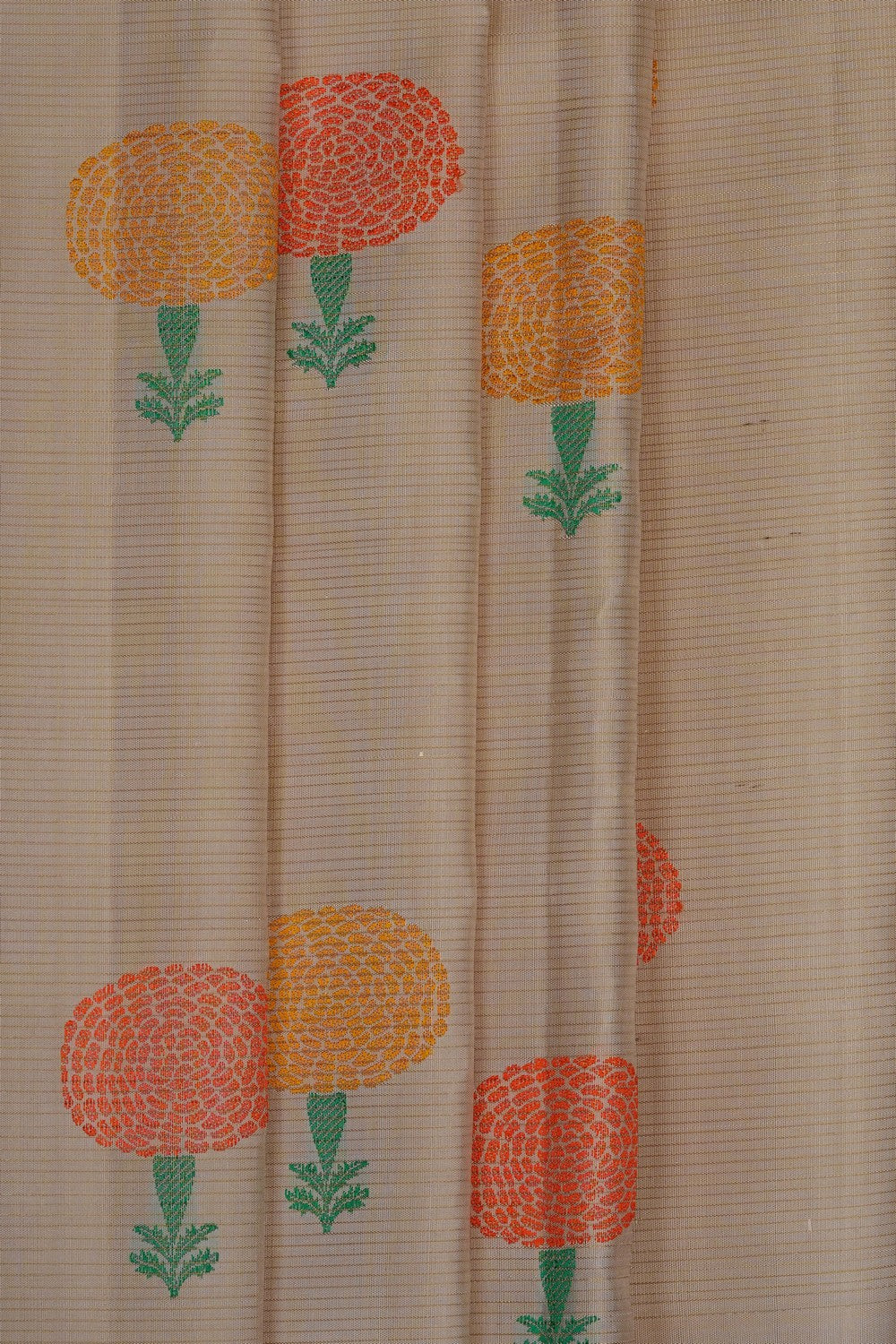 Image of Off-White Gadwal Silk Kattam Saree